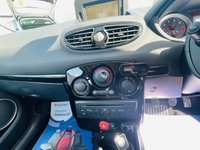 USED 2011 11 RENAULT CLIO 1.1 DYNAMIQUE TOMTOM 5 door Superb Low Mileage and Sat Nav