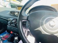 USED 2011 11 RENAULT CLIO 1.1 DYNAMIQUE TOMTOM 5 door Superb Low Mileage and Sat Nav