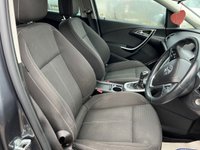 USED 2011 11 VAUXHALL ASTRA 2.0 SRI CDTI 5d 157 BHP 