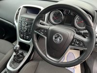 USED 2011 11 VAUXHALL ASTRA 2.0 SRI CDTI 5d 157 BHP 