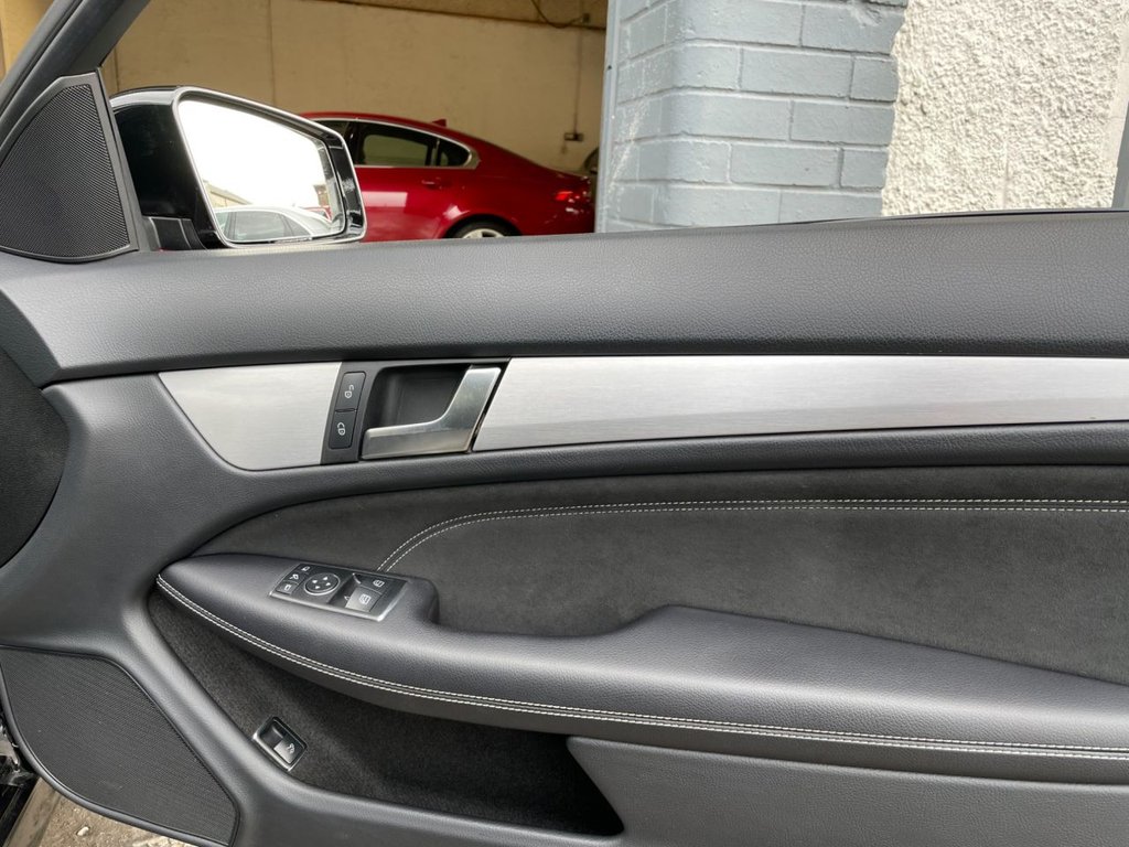 USED 2015 15 MERCEDES-BENZ C-CLASS 2.1 C220 CDI AMG SPORT EDITION PREMIUM 2d 168 BHP 