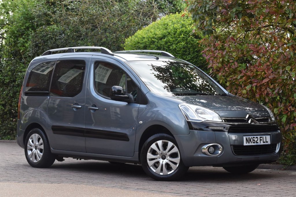 [Image: 96735505.jpg]