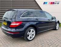 USED 2013 62 MERCEDES-BENZ R CLASS 3.0 R350 CDI 4MATIC 5d 265 BHP GREAT COLOUR COMBO!