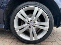 USED 2013 62 MERCEDES-BENZ R CLASS 3.0 R350 CDI 4MATIC 5d 265 BHP GREAT COLOUR COMBO!