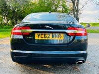 USED 2012 62 JAGUAR XF 2.2 D PREMIUM LUXURY 4d 190 BHP AUTOMATIC *LOW MILEAGE* *FANTASTIC SPECIFICATION*