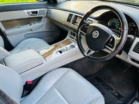 USED 2012 62 JAGUAR XF 2.2 D PREMIUM LUXURY 4d 190 BHP AUTOMATIC *LOW MILEAGE* *FANTASTIC SPECIFICATION*