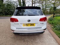 USED 2017 67 VOLKSWAGEN TOUAREG 3.0 V6 R-LINE PLUS TDI BLUEMOTION TECHNOLOGY 5d 259 BHP ZERO DEPOSIT FINANCE AVAILABLE