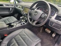 USED 2017 67 VOLKSWAGEN TOUAREG 3.0 V6 R-LINE PLUS TDI BLUEMOTION TECHNOLOGY 5d 259 BHP ZERO DEPOSIT FINANCE AVAILABLE