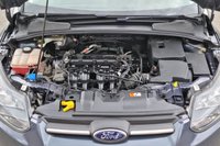 USED 2014 14 FORD FOCUS 1.6 ZETEC NAVIGATOR 5d 124 BHP Full FORD Service History  |  2 Owners From Brand New