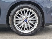 USED 2014 14 FORD FOCUS 1.6 ZETEC NAVIGATOR 5d 124 BHP Full FORD Service History  |  2 Owners From Brand New