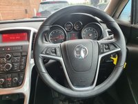 USED 2015 15 VAUXHALL ASTRA 1.4 EXCITE 5d 98 BHP 