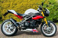 USED 2016 16 TRIUMPH SPEED TRIPLE 1050cc SPEED TRIPLE R 1050  Low Mileage / High Spec / Pristine Condition!