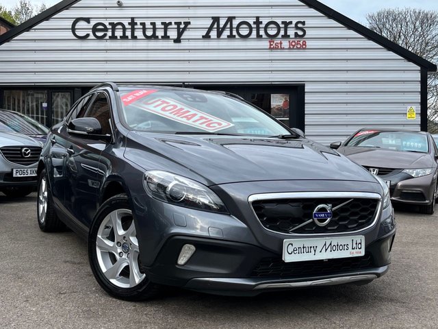 2013 13 Volvo V40 Cross Country 2.0 D3 Lux NAV Automatic 5dr - HEATED SEATS