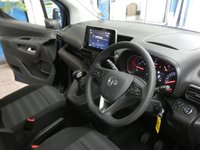 USED 2020 70 VAUXHALL COMBO LIFE 1.2 ENERGY XL S/S 5d 109 BHP 5 SEATS AIR CON CRUISE PARKING SENSORS