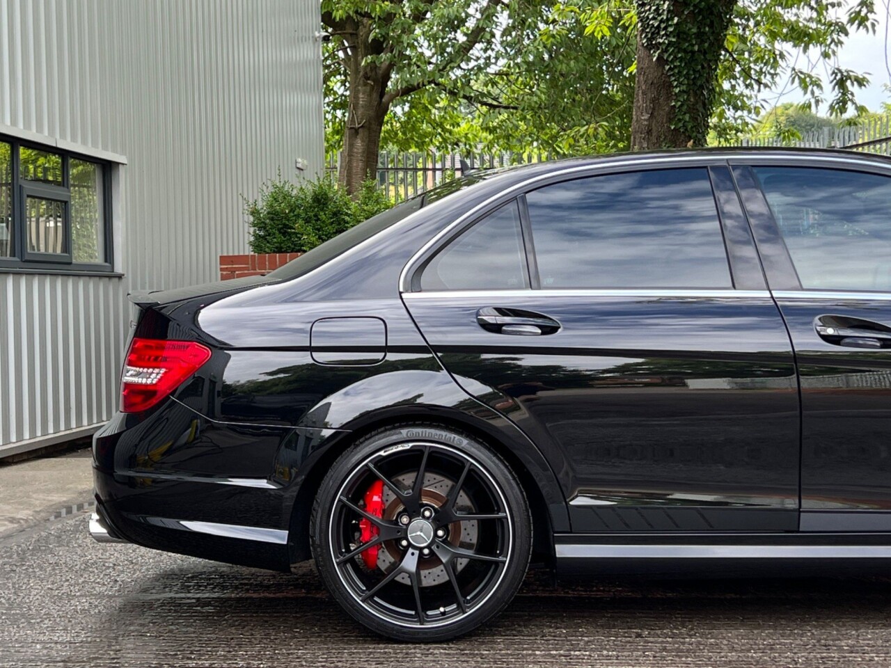 2013 63 MERCEDES-BENZ C-CLASS 6.3 C63 V8 AMG Edition 507 MCT 4dr