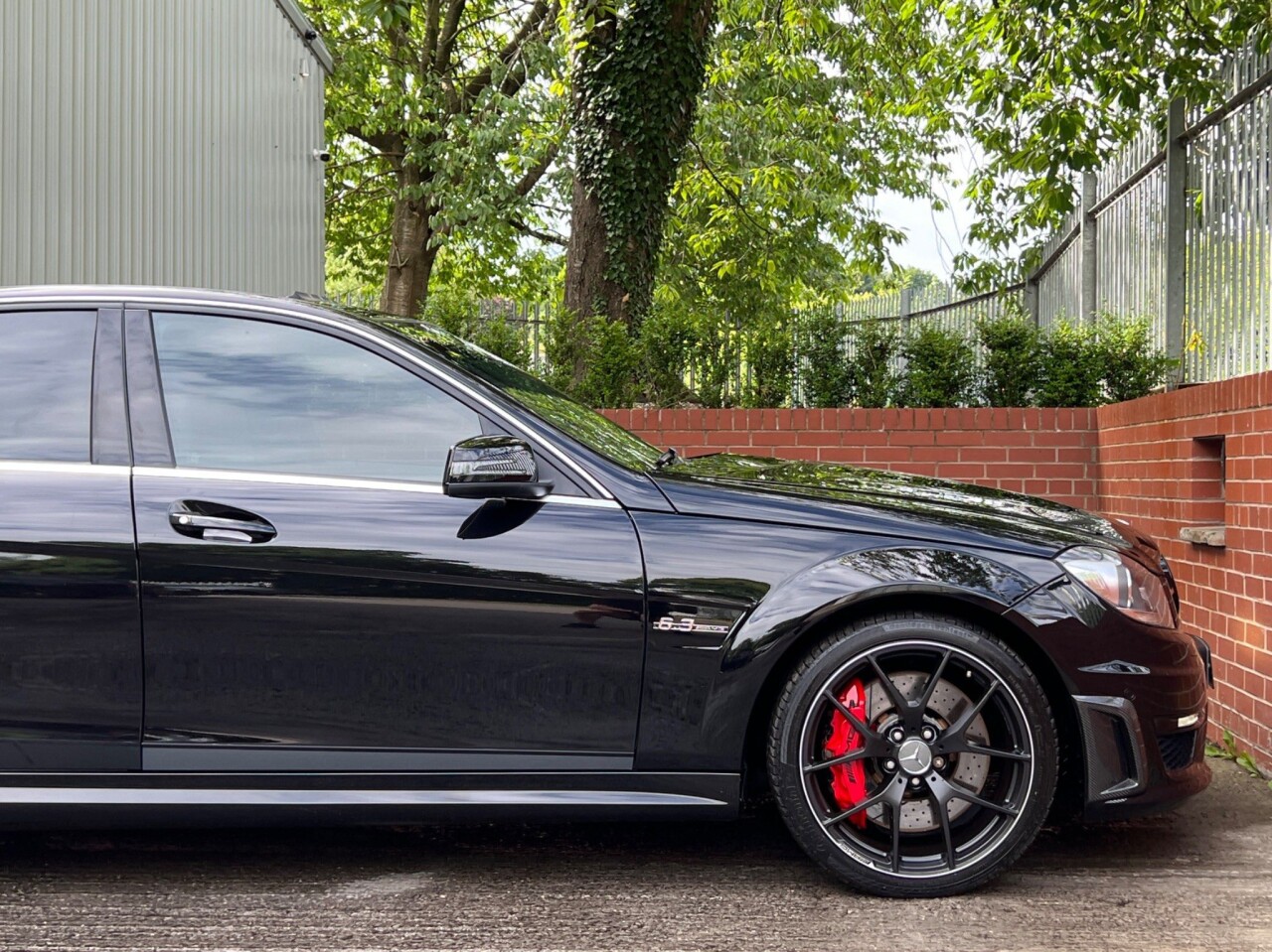 2013 63 MERCEDES-BENZ C-CLASS 6.3 C63 V8 AMG Edition 507 MCT 4dr
