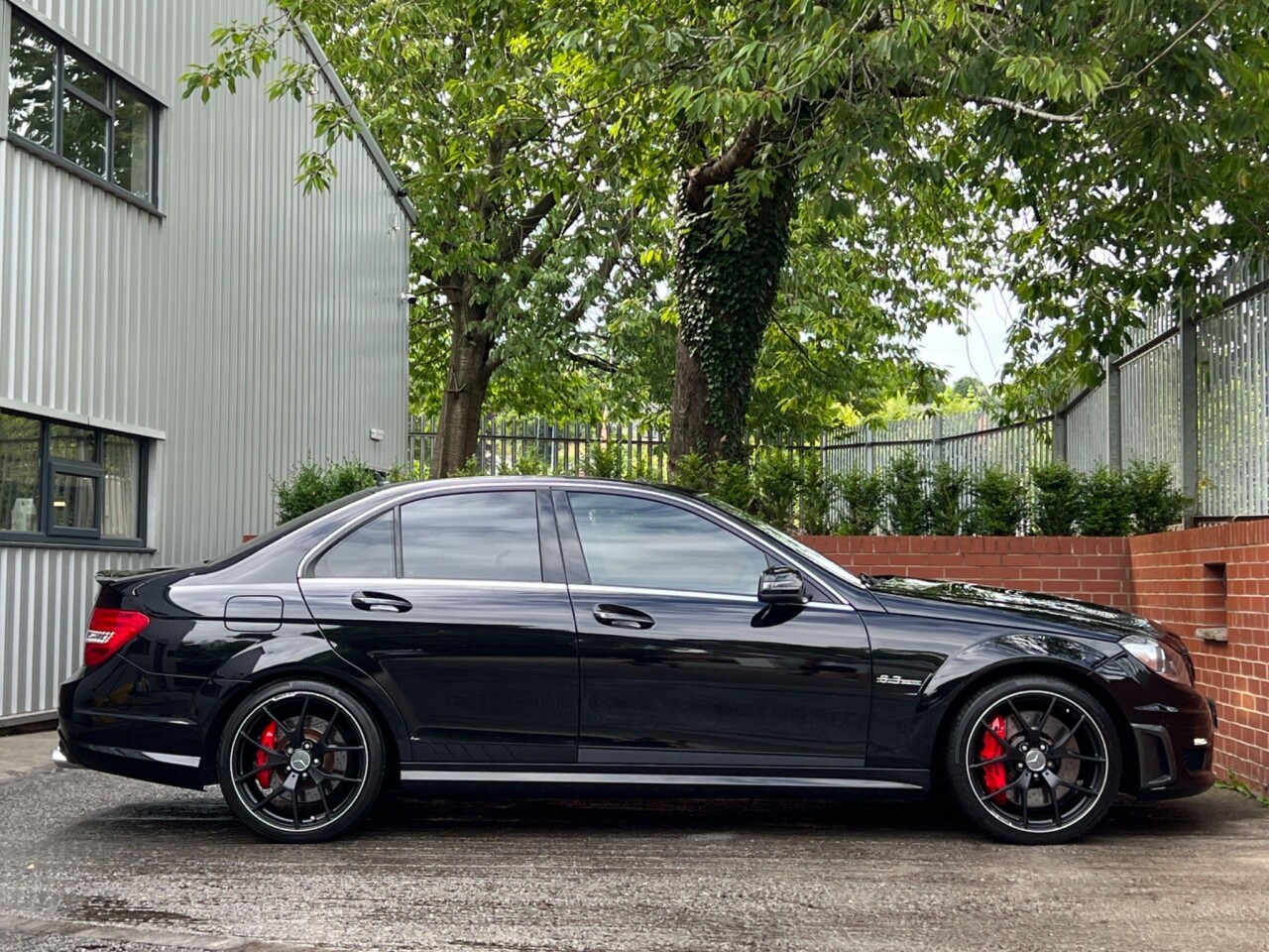 2013 63 MERCEDES-BENZ C-CLASS 6.3 C63 V8 AMG Edition 507 MCT 4dr