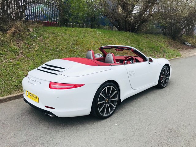 2012 PORSCHE 911 - Photo 11