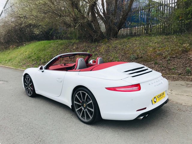 2012 PORSCHE 911 - Photo 12