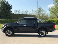 USED 2016 16 NISSAN NP300 NAVARA 2.3 DCI TEKNA 4X4 SHR DCB 190 BHP MASSIVE SPEC  LOW MILES , NO VAT