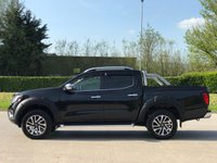 USED 2016 16 NISSAN NP300 NAVARA 2.3 DCI TEKNA 4X4 SHR DCB 190 BHP MASSIVE SPEC  LOW MILES , NO VAT