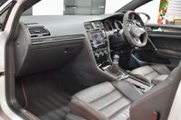 USED 2016 66 VOLKSWAGEN GOLF 2.0 GTI CLUBSPORT EDITION 40 3d 261 BHP PAN ROOF /  LEATHER / DYNAUDIO