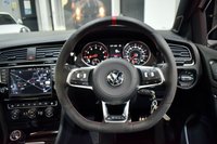USED 2016 66 VOLKSWAGEN GOLF 2.0 GTI CLUBSPORT EDITION 40 3d 261 BHP PAN ROOF /  LEATHER / DYNAUDIO