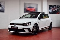USED 2016 66 VOLKSWAGEN GOLF 2.0 GTI CLUBSPORT EDITION 40 3d 261 BHP PAN ROOF /  LEATHER / DYNAUDIO