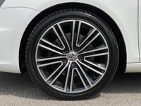 USED 2013 62 VOLKSWAGEN EOS 2.0 EXCLUSIVE TDI BLUEMOTION TECHNOLOGY 2d 139 BHP 