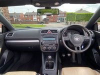 USED 2013 62 VOLKSWAGEN EOS 2.0 EXCLUSIVE TDI BLUEMOTION TECHNOLOGY 2d 139 BHP 