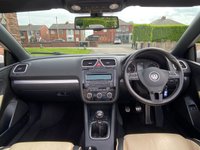 USED 2013 62 VOLKSWAGEN EOS 2.0 EXCLUSIVE TDI BLUEMOTION TECHNOLOGY 2d 139 BHP 