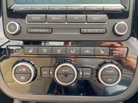 USED 2013 62 VOLKSWAGEN EOS 2.0 EXCLUSIVE TDI BLUEMOTION TECHNOLOGY 2d 139 BHP 