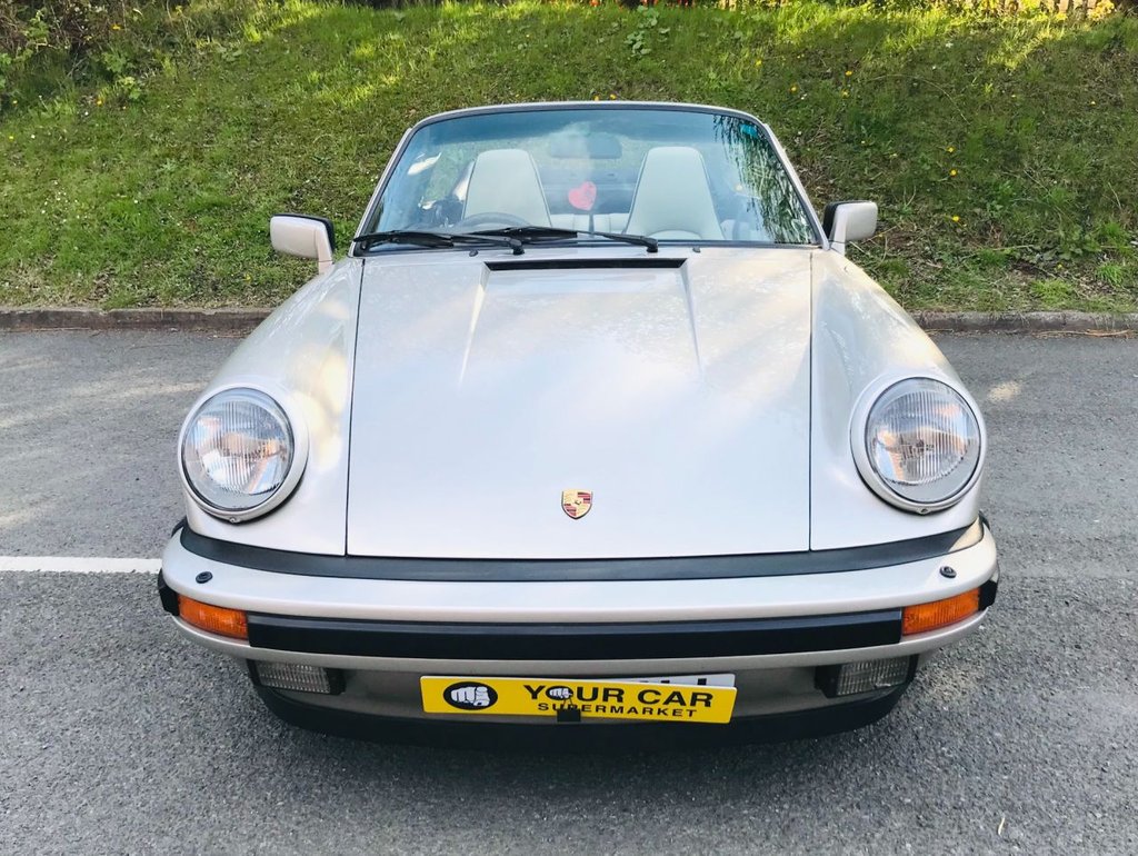 USED 1989 F PORSCHE 911 3.2 CARRERA SPORT 2d 231 BHP 