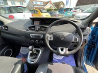 USED 2012 62 RENAULT SCENIC 1.6 DYNAMIQUE TOMTOM VVT 5d 110 BHP Stunning Example with a FSH and Sat Nav
