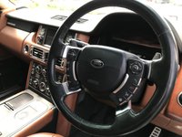USED 2011 11 LAND ROVER RANGE ROVER 4.4 TDV8 AUTOBIOGRAPHY 5d 313 BHP Rear Entertainment & Dual TV