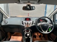 USED 2009 59 FORD FIESTA 1.4 TITANIUM 5d 96 BHP Avalon Blue,Cruise,Bluetooth