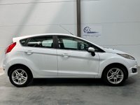 USED 2013 FORD FIESTA 1.2 ZETEC 5d 81 BHP &pound;30Tax,One Previous Owner