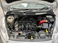 USED 2013 FORD FIESTA 1.2 ZETEC 5d 81 BHP &pound;30Tax,One Previous Owner