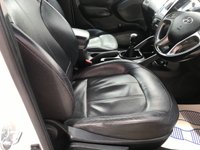 USED 2015 15 HYUNDAI IX35 2.0 CRDI PREMIUM 5d 134 BHP SERVICE HISTORY 1 FORMER KEEPER