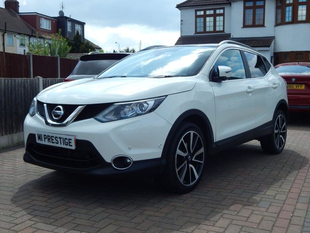 2015 64 Nissan Qashqai 1.2 TEKNA DIG-T XTRONIC 5d 113 BHP