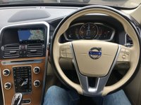 USED 2014 14 VOLVO XC60 2.4 D5 SE LUX NAV AWD 5d 212 BHP FANTASTIC EXAMPLE+MASSIVE FACTORY SPECIFICATION+JUST HAD MAJOR SERVICE