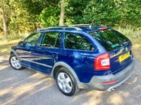 USED 2011 11 SKODA OCTAVIA 1.8 SCOUT TSI 5d 159 BHP 4X4 // 1 ELDERLY OWNERS FROM NEW//ONLY 39,000 MILES//PAN SUNROOF//HEATED FRONT SEATS//FRONT\REAR PARK SENSORS//DAY RUNNING LIGHTS//SPARE WHEEL//ULEZ COMPLIANT 159 BHP 4X4 // 1 ELDERLY OWNERS FROM NEW//ONLY 39,000 MILES//PAN SUNROOF//HEATED FRONT SEATS//FRONT\REAR PARK SENSORS//DAY RUNNING LIGHTS//SPARE WHEEL//ULEZ COMPLIANT