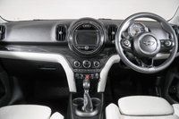 USED 2018 18 MINI COUNTRYMAN 1.5 COOPER 5d 134 BHP +HUGE SPEC,OVER &pound;13,000 OF OPTIONS+