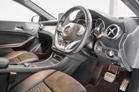 USED 2018 18 MERCEDES-BENZ GLA-CLASS 2.1 GLA 220 D 4MATIC AMG LINE 5d 174 BHP + NATIONWIDE HOME DELIVERY +