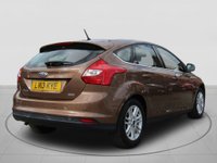 USED 2013 13 FORD FOCUS 1.0 TITANIUM 5d 124 BHP FORD FOCUS 1.0 TITANIUM 5d 124 BHP