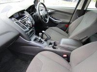 USED 2013 13 FORD FOCUS 1.0 TITANIUM 5d 124 BHP FORD FOCUS 1.0 TITANIUM 5d 124 BHP