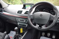 USED 2015 15 RENAULT MEGANE 1.5 GT LINE TOMTOM ENERGY DCI S/S 5d 110 BHP FULL SERVICE HISTORY! 2 KEYS!
