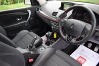 USED 2015 15 RENAULT MEGANE 1.5 GT LINE TOMTOM ENERGY DCI S/S 5d 110 BHP FULL SERVICE HISTORY! 2 KEYS!