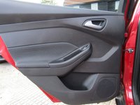 USED 2014 64 FORD FOCUS 1.0 ZETEC NAVIGATOR 5d 99 BHP FORD FOCUS 1.0 ZETEC NAVIGATOR 5d 99 BHP