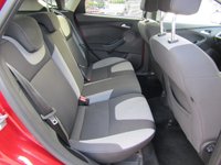 USED 2014 64 FORD FOCUS 1.0 ZETEC NAVIGATOR 5d 99 BHP FORD FOCUS 1.0 ZETEC NAVIGATOR 5d 99 BHP